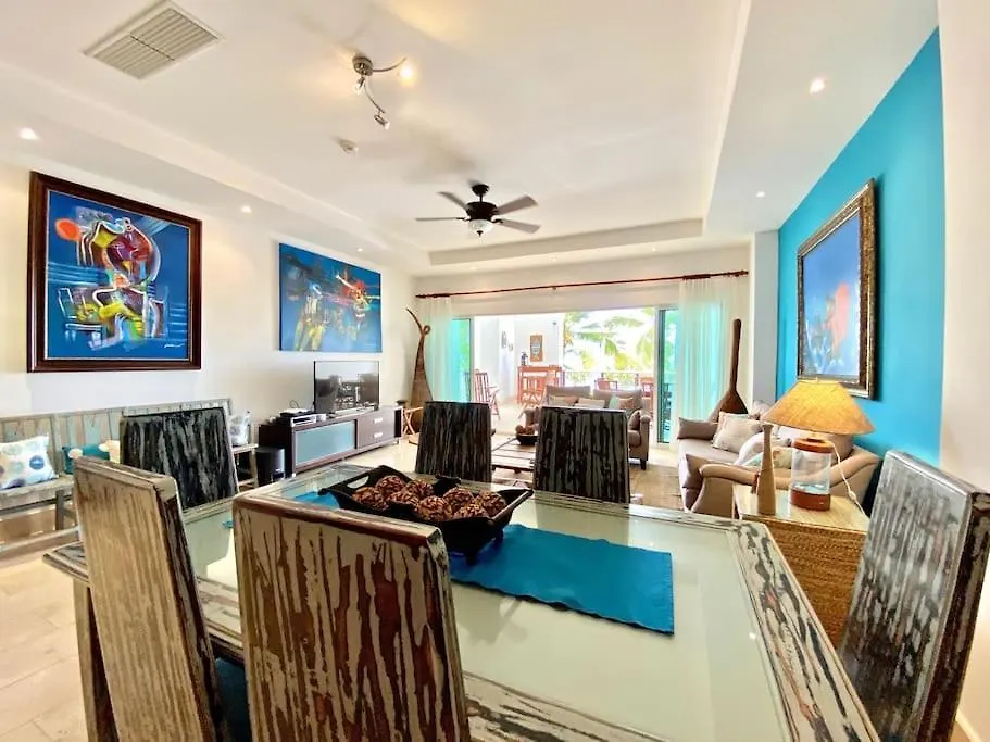 Perfect Beach Condo Cap Cana Marina, Punta Cana Appartement