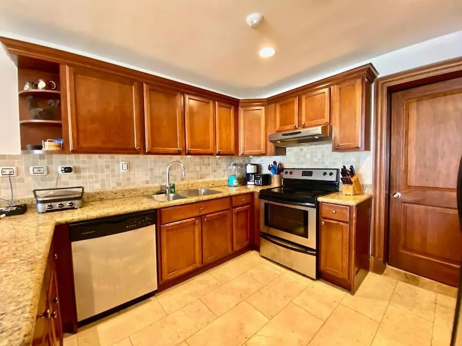 Perfect Beach Condo Cap Cana Marina, Punta Cana