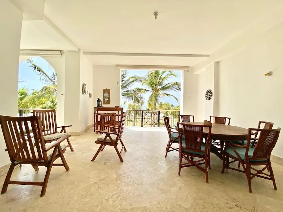 Perfect Beach Condo Cap Cana Marina, 푼타 카나 아파트